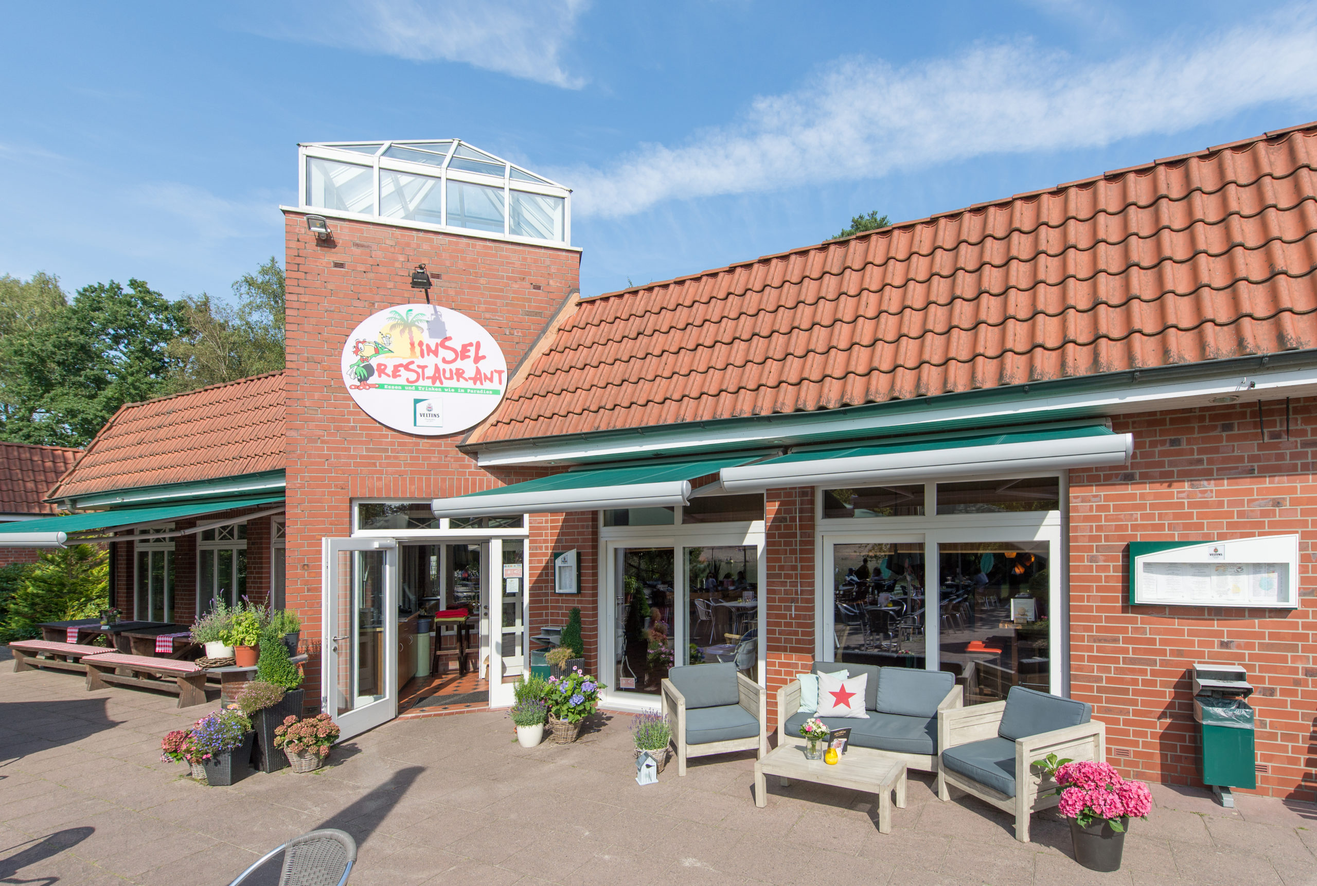 nInselrestaurant Aug 17-9457